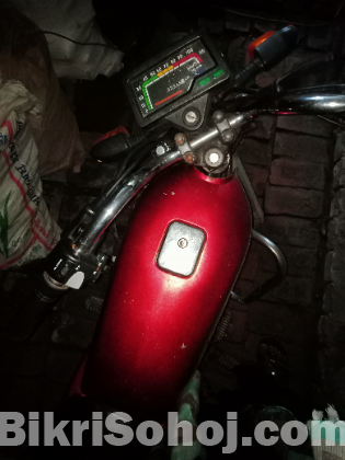 Bajaj boxer 100 cc